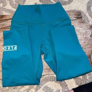Like new Fleo Leggings FLEO x Katie Crewe Scuba Blue